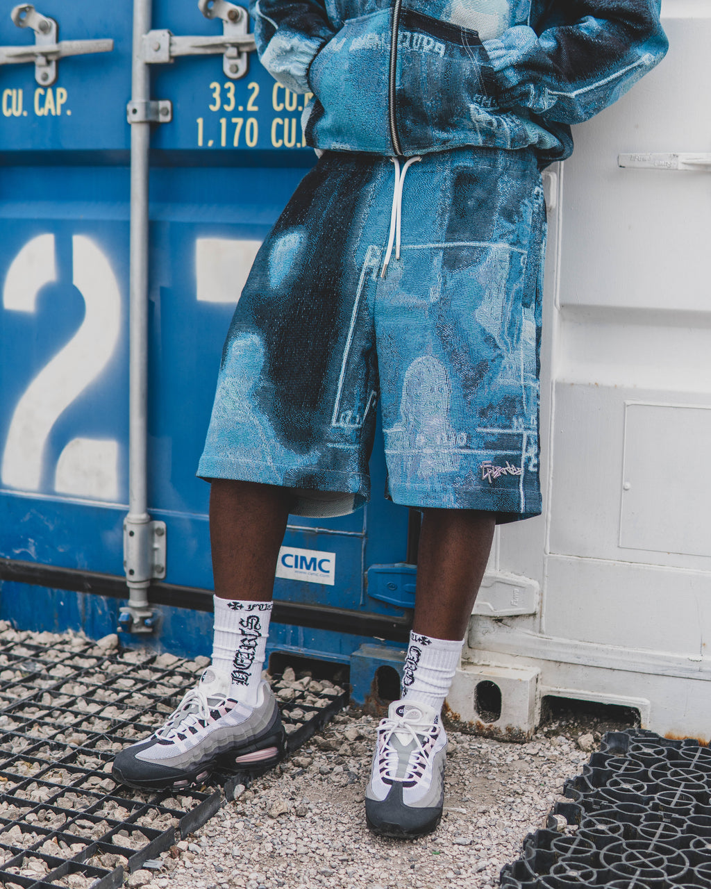CCTV TAPESTRY BAGGY SHORTS