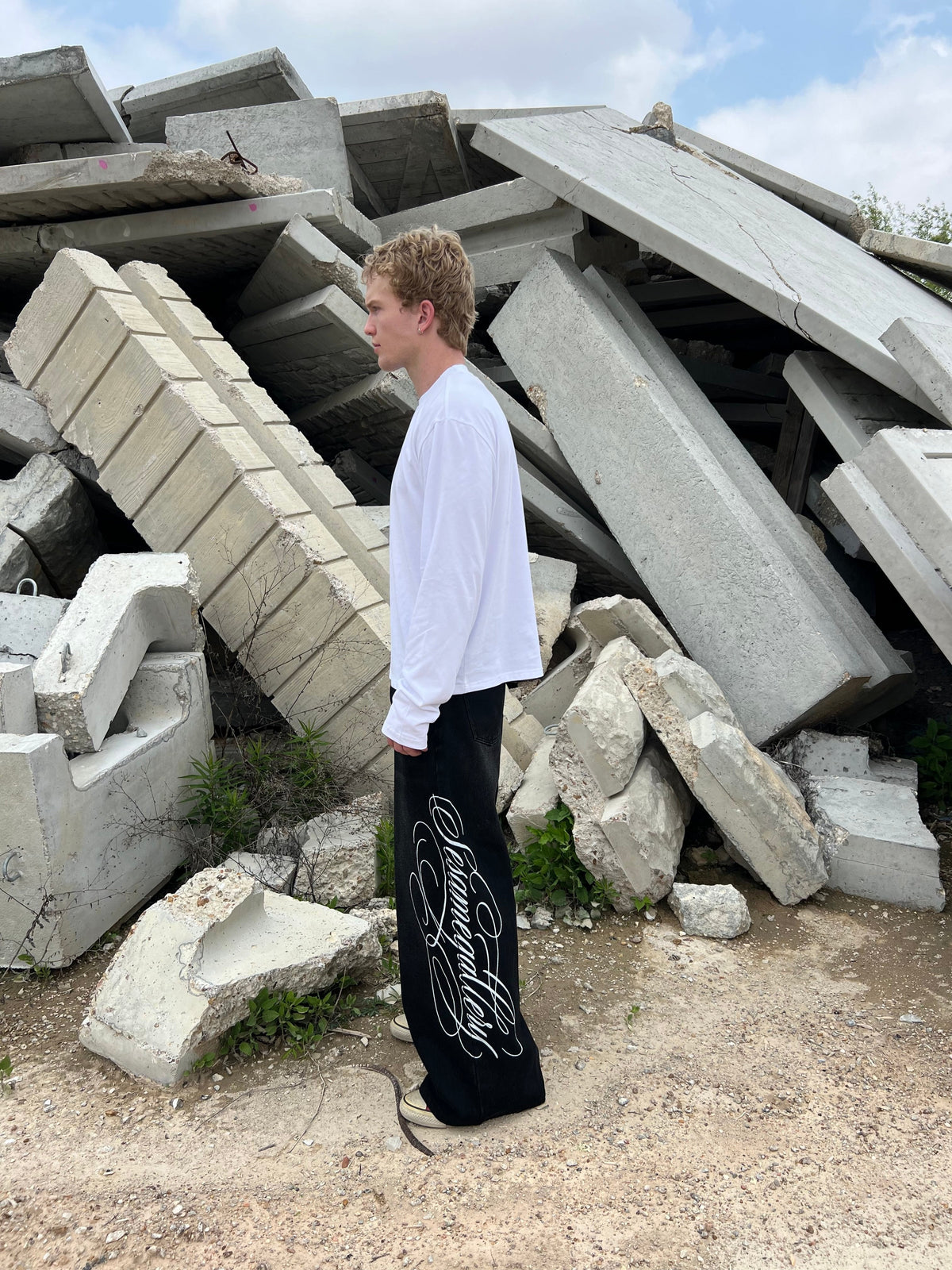 "signature II" long sleeve white