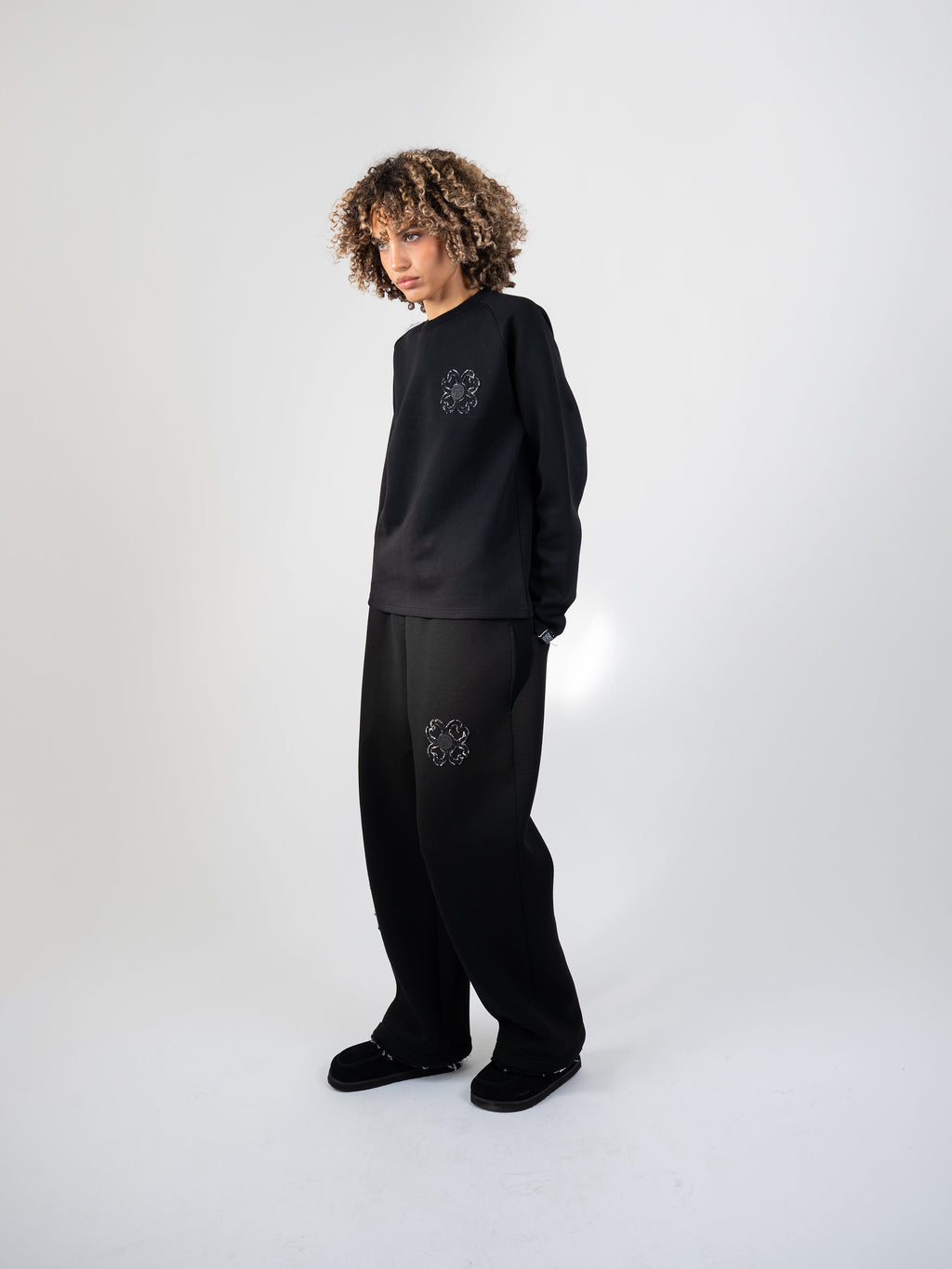 Longsleeve Iconique — Noir Obsidienne